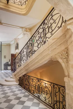 Vestibule, escalier d'honneur Caumont