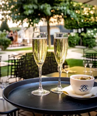 jardin café champagne